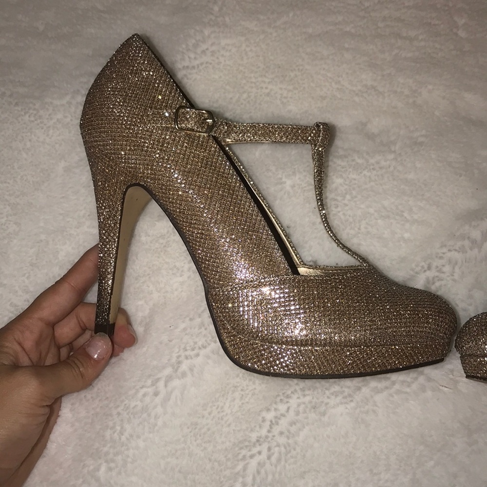 Call It Spring Gold Heels - Picture 3 of 5